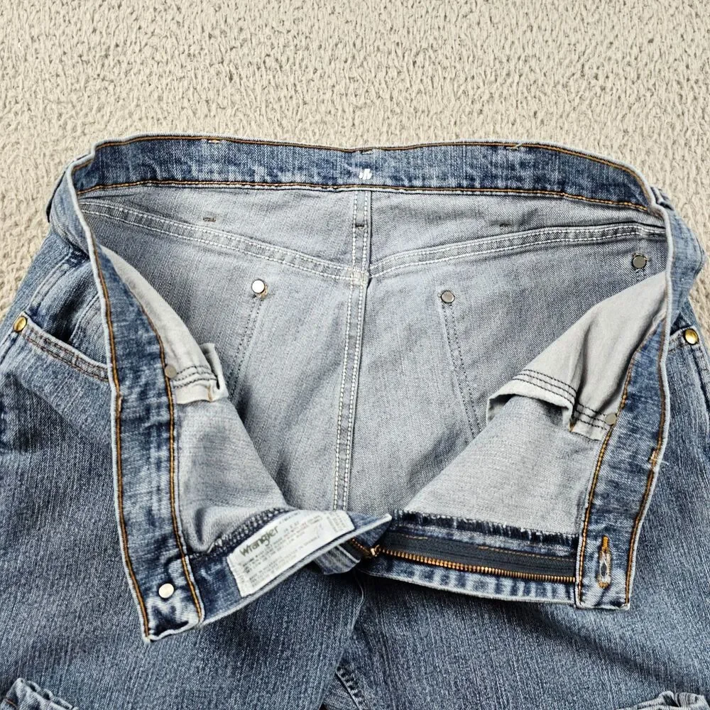 Wrangler Jeans Mens 36x31* Blue Cowboy Cut Comfort Stretch Rodeo Western 47MACMT
